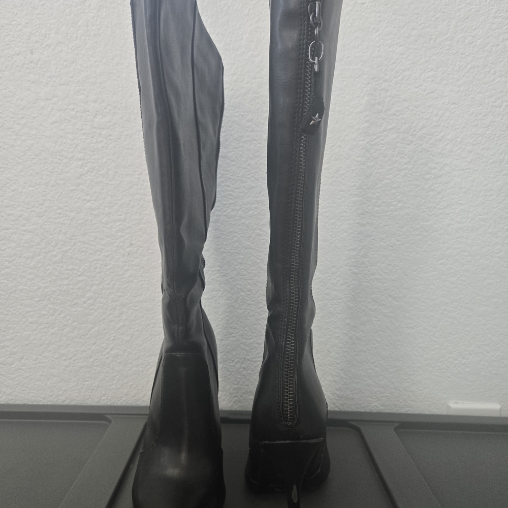 Black Knee-High Women's Boots